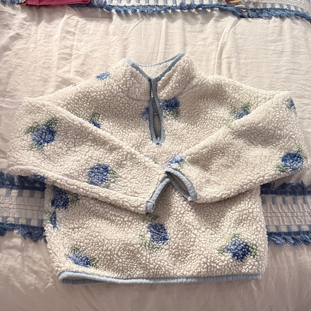 Derek Heart Cream Sherpa Pullover with Blue Floral Accents